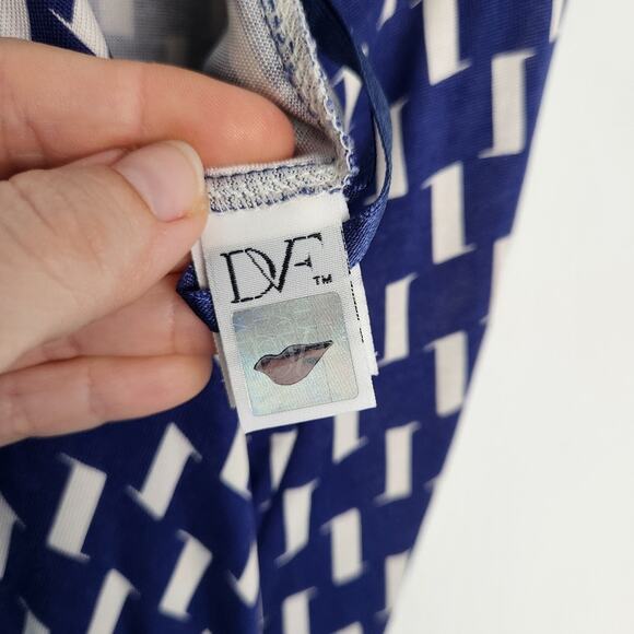 Diane Von Furstenberg Printed Callista Silk Wrap Dress 4 Blue & White Cocktail - Picture 5 of 11